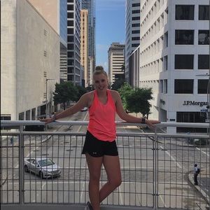 Meet your Posher, Kara